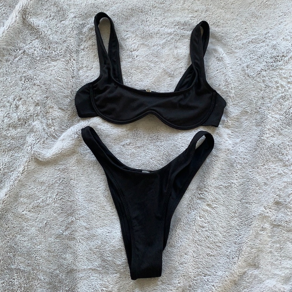 Size M SHIEN Underwire black high cut bikini